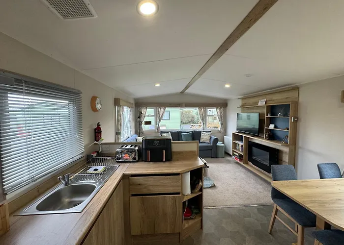 Appleblossom Lodge, Lido Leisure Park, Knaresborough