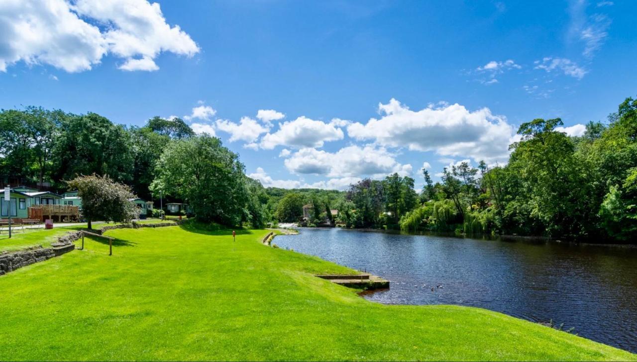 Appleblossom Lodge, Lido Leisure Park, * Knaresborough