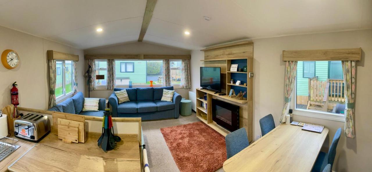 Appleblossom Lodge, Lido Leisure Park, Holiday home *